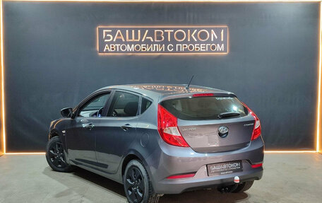 Hyundai Solaris II рестайлинг, 2015 год, 959 000 рублей, 2 фотография