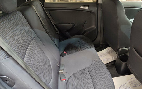 Hyundai Solaris II рестайлинг, 2015 год, 959 000 рублей, 16 фотография