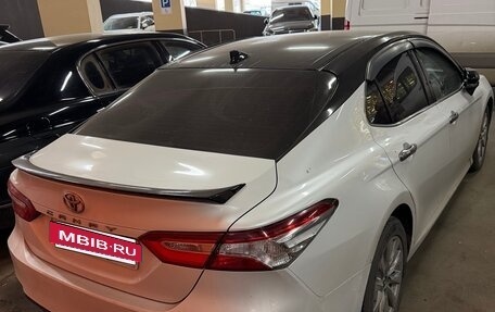 Toyota Camry, 2019 год, 2 250 000 рублей, 4 фотография
