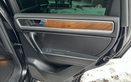 Volkswagen Touareg III, 2016 год, 2 750 000 рублей, 7 фотография