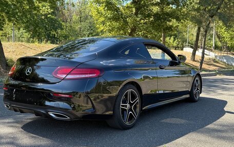 Mercedes-Benz C-Класс, 2021 год, 3 000 000 рублей, 3 фотография