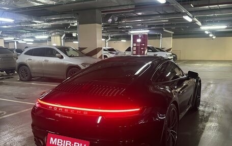 Porsche 911, 2021 год, 14 800 000 рублей, 34 фотография