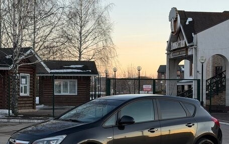 Opel Astra J, 2010 год, 475 000 рублей, 2 фотография