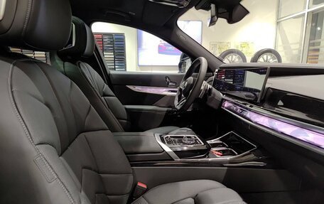 BMW 7 серия, 2025 год, 18 530 000 рублей, 16 фотография