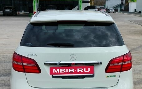 Mercedes-Benz B-Класс, 2017 год, 1 400 000 рублей, 2 фотография