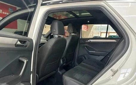 Volkswagen T-Roc I, 2022 год, 1 490 000 рублей, 9 фотография