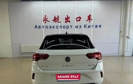Volkswagen T-Roc I, 2022 год, 1 490 000 рублей, 5 фотография