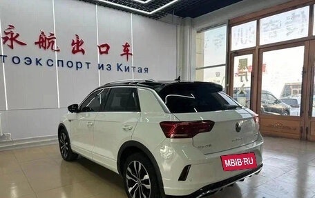 Volkswagen T-Roc I, 2022 год, 1 490 000 рублей, 6 фотография