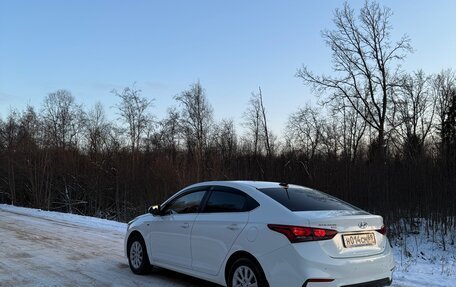 Hyundai Solaris II рестайлинг, 2018 год, 1 950 000 рублей, 7 фотография