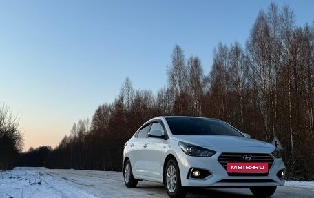 Hyundai Solaris II рестайлинг, 2018 год, 1 950 000 рублей, 6 фотография