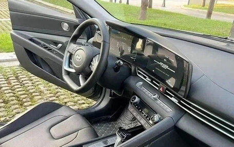 Hyundai Elantra, 2022 год, 1 280 000 рублей, 10 фотография