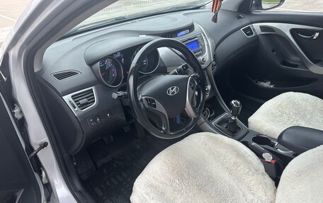 Hyundai Elantra V, 2013 год, 950 000 рублей, 11 фотография