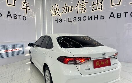 Toyota Corolla, 2022 год, 1 600 000 рублей, 6 фотография