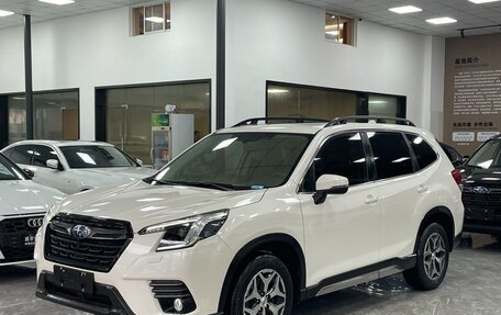 Subaru Forester, 2023 год, 2 880 000 рублей, 1 фотография