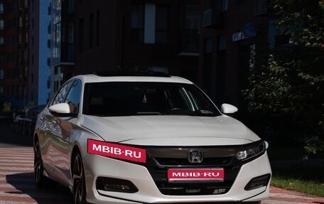 Honda Accord IX рестайлинг, 2019 год, 2 750 000 рублей, 1 фотография