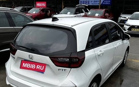 Honda Fit, 2022 год, 1 350 000 рублей, 2 фотография