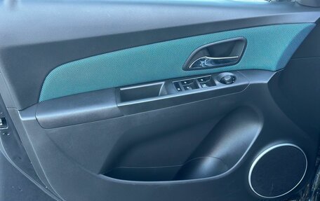 Chevrolet Cruze II, 2013 год, 830 000 рублей, 10 фотография