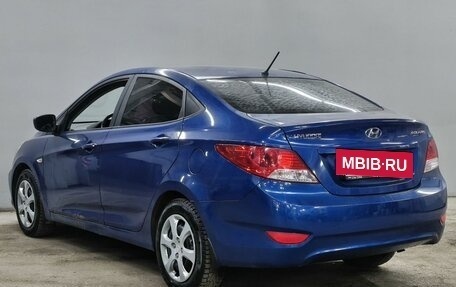 Hyundai Solaris II рестайлинг, 2013 год, 663 000 рублей, 7 фотография