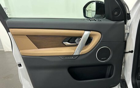 Land Rover Discovery Sport I рестайлинг, 2025 год, 6 090 000 рублей, 7 фотография