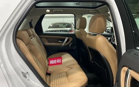 Land Rover Discovery Sport I рестайлинг, 2025 год, 6 090 000 рублей, 27 фотография