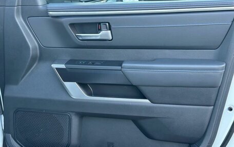 Toyota Tundra, 2023 год, 9 000 000 рублей, 30 фотография