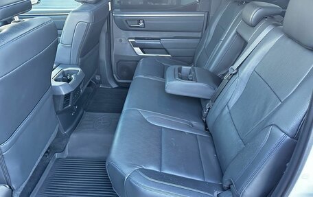 Toyota Tundra, 2023 год, 9 000 000 рублей, 32 фотография