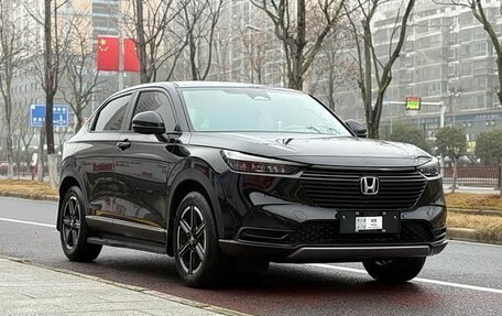 Honda Vezel, 2023 год, 1 820 000 рублей, 1 фотография