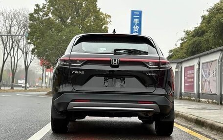 Honda Vezel, 2023 год, 1 820 000 рублей, 8 фотография
