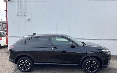 Honda Vezel, 2024 год, 2 450 000 рублей, 6 фотография