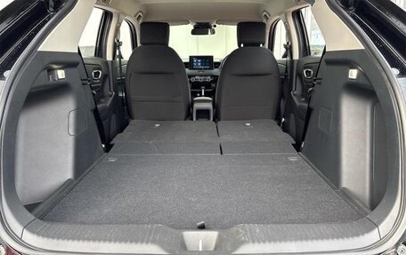 Honda Vezel, 2024 год, 2 450 000 рублей, 16 фотография