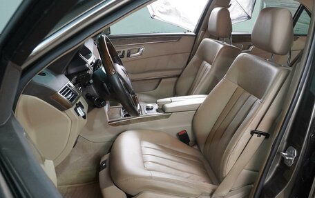 Mercedes-Benz E-Класс, 2010 год, 1 289 000 рублей, 10 фотография