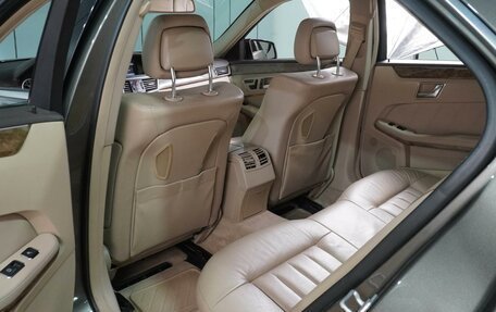 Mercedes-Benz E-Класс, 2010 год, 1 289 000 рублей, 11 фотография