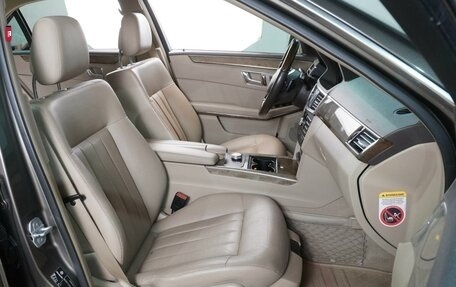 Mercedes-Benz E-Класс, 2010 год, 1 289 000 рублей, 8 фотография