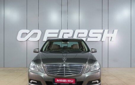 Mercedes-Benz E-Класс, 2010 год, 1 289 000 рублей, 3 фотография