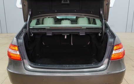 Mercedes-Benz E-Класс, 2010 год, 1 289 000 рублей, 27 фотография