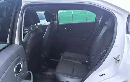 Honda Vezel, 2022 год, 1 420 000 рублей, 11 фотография