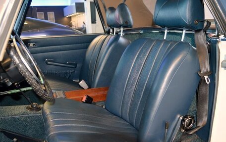 Mercedes-Benz SL-Класс, 1969 год, 10 180 000 рублей, 13 фотография