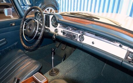 Mercedes-Benz SL-Класс, 1969 год, 10 180 000 рублей, 16 фотография