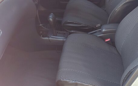 Toyota Corolla, 2002 год, 375 000 рублей, 11 фотография