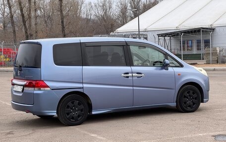 Honda Stepwgn III, 2006 год, 950 000 рублей, 2 фотография