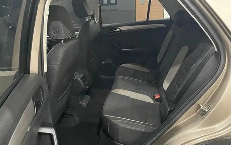 Volkswagen T-Roc I, 2022 год, 1 420 000 рублей, 13 фотография