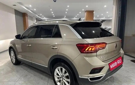 Volkswagen T-Roc I, 2022 год, 1 420 000 рублей, 4 фотография