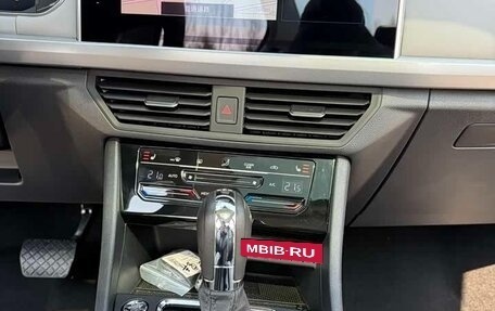 Volkswagen Bora, 2023 год, 1 490 000 рублей, 11 фотография