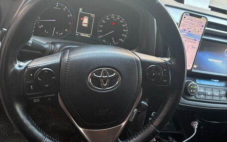 Toyota RAV4, 2017 год, 2 000 000 рублей, 9 фотография