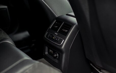 Audi A4, 2021 год, 4 500 000 рублей, 30 фотография