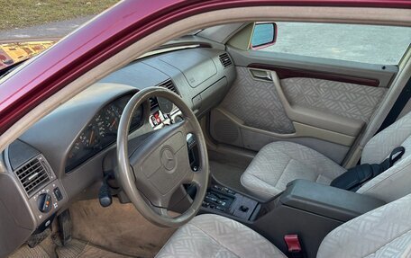 Mercedes-Benz C-Класс, 1995 год, 350 000 рублей, 11 фотография