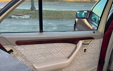 Mercedes-Benz C-Класс, 1995 год, 350 000 рублей, 13 фотография