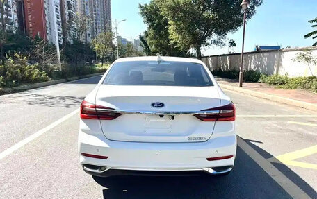 Ford Escort, 2021 год, 1 087 677 рублей, 6 фотография