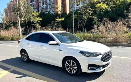 Ford Escort, 2021 год, 1 087 677 рублей, 2 фотография