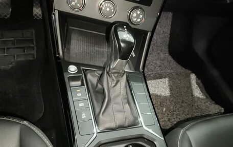 Volkswagen Passat B8 рестайлинг, 2022 год, 1 800 978 рублей, 10 фотография